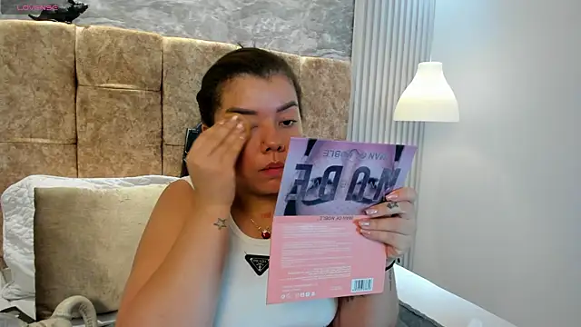 leilapons online show from 31, 10, 2025