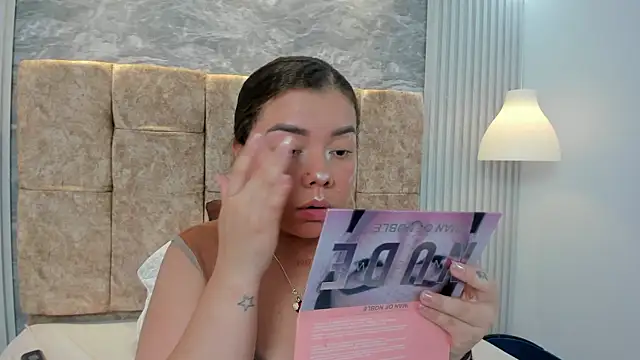 leilapons online show from 6, 11, 2025