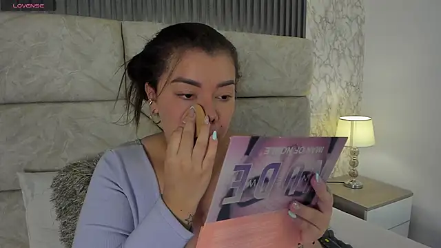 leilapons online show from 21, 10, 2025