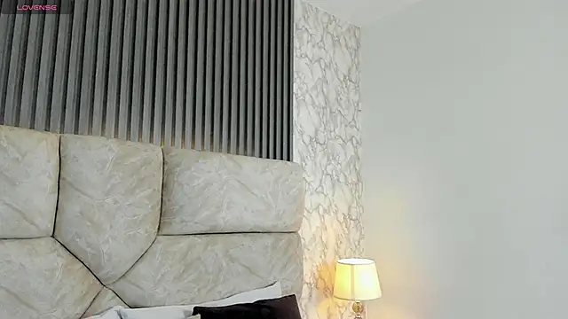 leilapons online show from 18, 10, 2025