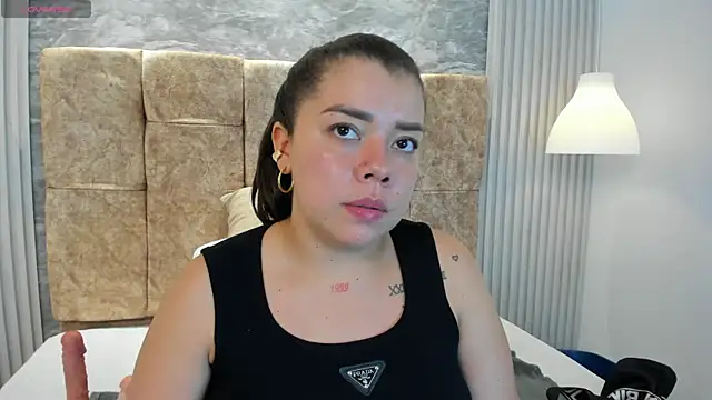 leilapons online show from 24, 10, 2025