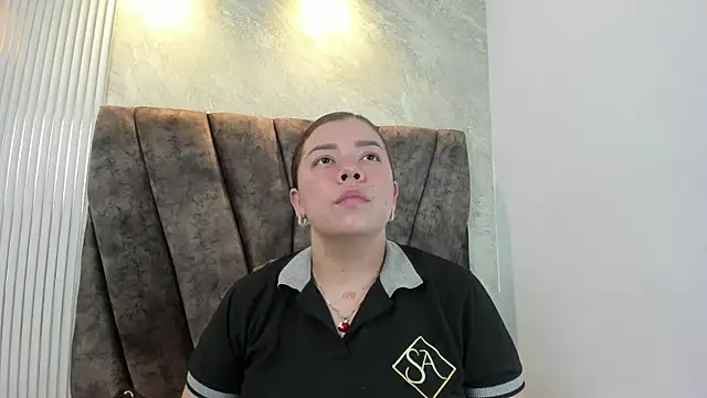 leilapons online show from 5, 11, 2025