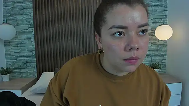 leilapons online show from 22, 9, 2025