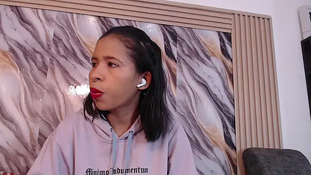 Samantha Fox69  online show from 17, 3, 2026