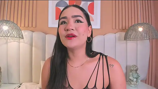 noa moon online show from 24, 3, 2026