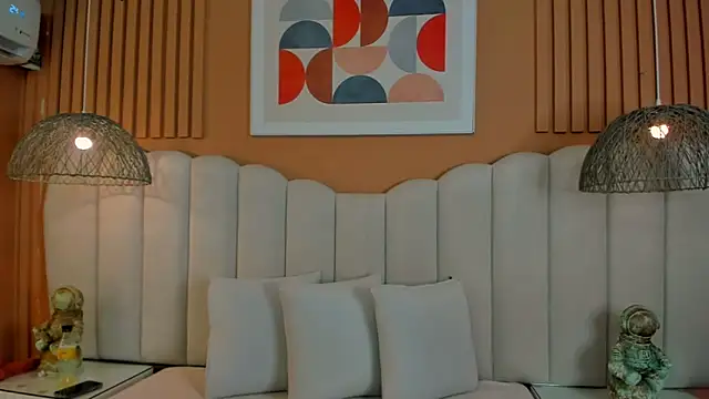 Snapshot of noa_moon chatting on 26, 11, 2025 noa moon online show from 26, 11, 2025