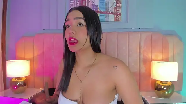 Snapshot of noa_moon chatting on 29, 10, 2025 noa moon online show from 29, 10, 2025