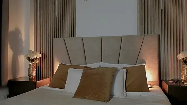 Rachell Jamess online show from 15, 9, 2025