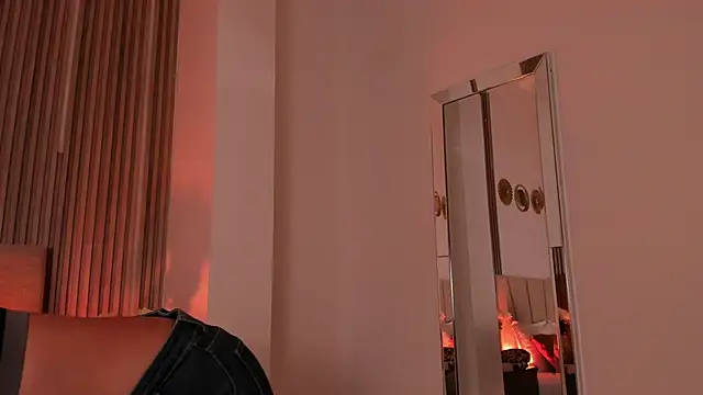 Rachell Jamess online show from 20, 9, 2025