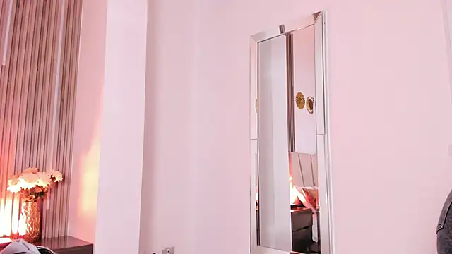 Rachell Jamess online show from 21, 9, 2025