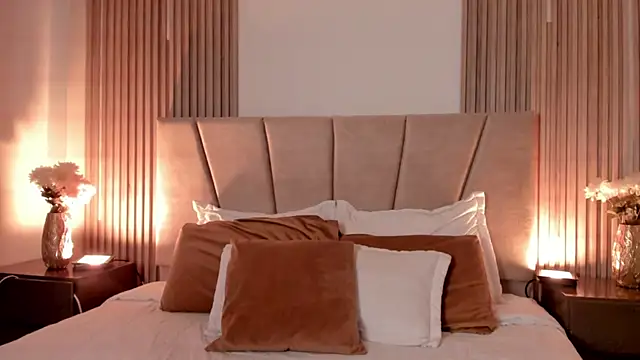 Rachell Jamess online show from 23, 10, 2025