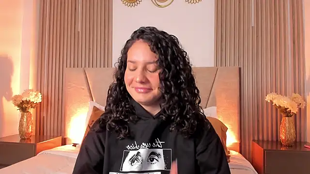 Rachell Jamess online show from 10, 10, 2025