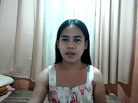 Snapshot of exoticpinay_dolly chatting on 6, 10, 2025 exoticpinay dolly online show from 6, 10, 2025