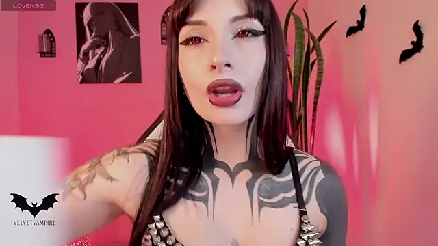 VelvetVampiree online show from 10, 5, 2026