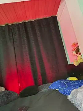 EVAH LEE  online show from 19, 3, 2026