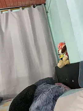 EVAH LEE  online show from 8, 3, 2026