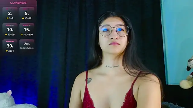 EVAH LEE  online show from 6, 11, 2025