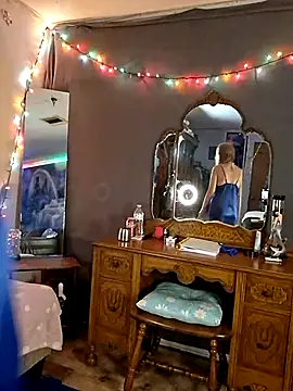 PeachyAriel online show from 12, 4, 2026