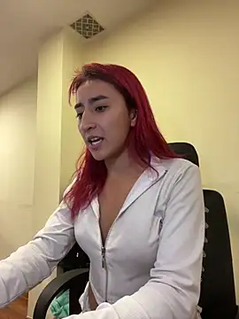 JuliethaDemon  online show from 6, 4, 2026