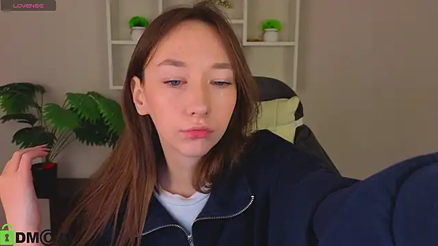 Miche1le Allenne online show from 12, 2, 2026