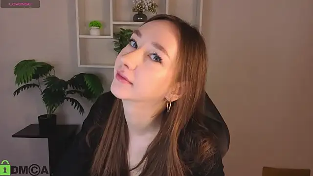 Miche1le Allenne online show from 13, 4, 2026