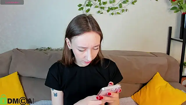 Miche1le Allenne online show from 27, 10, 2025