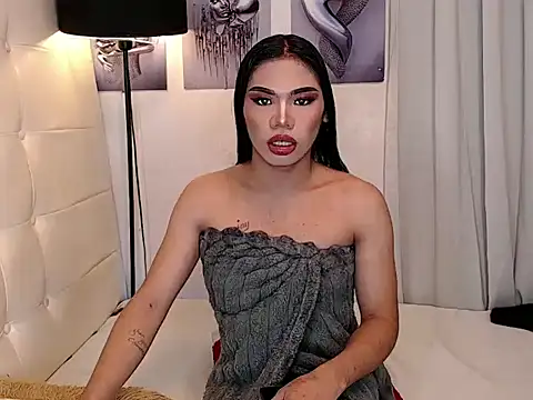 Ionic Aika online show from 14, 11, 2025