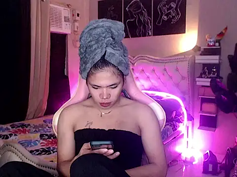 Ionic Aika online show from 21, 11, 2025