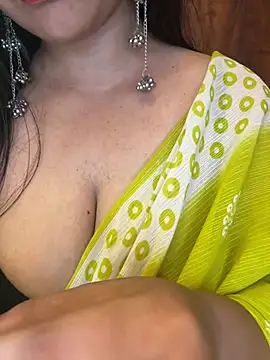 Snapshot of annanya01 chatting on 29, 7, 2026 annanya01 online show from 29, 7, 2026