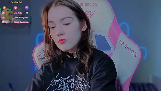 Sophie SkyAngel online show from 28, 5, 2026
