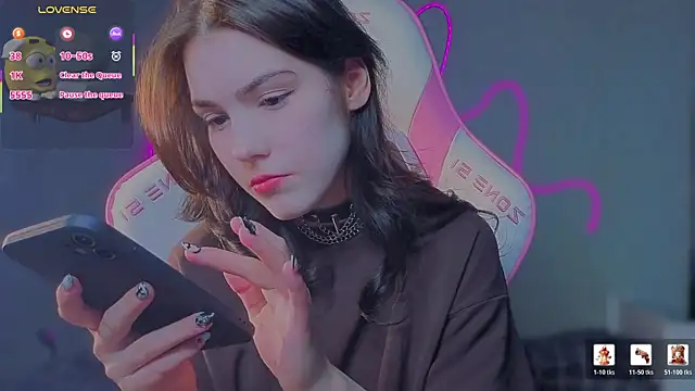 Sophie SkyAngel online show from 6, 5, 2026