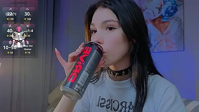 Sophie SkyAngel online show from 4, 11, 2025