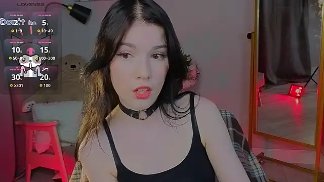 Sophie SkyAngel online show from 9, 10, 2025