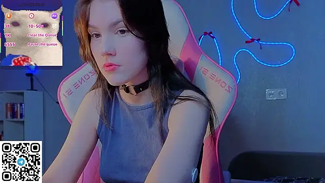 Sophie SkyAngel online show from 7, 2, 2026