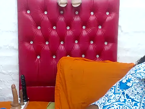 CASSANDRASTONE46 online show from 9, 10, 2025