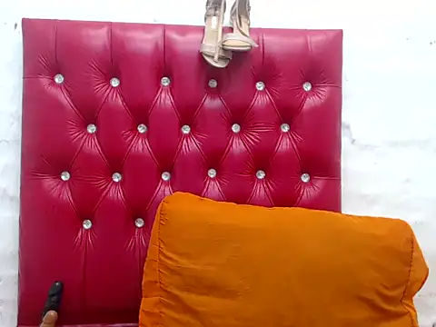 CASSANDRASTONE46 online show from 15, 10, 2025