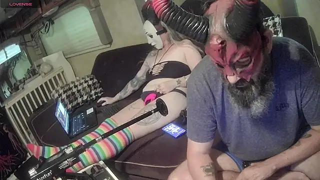 Snapshot of jamiezlilith chatting on 7, 10, 2025 jamiezlilith online show from 7, 10, 2025