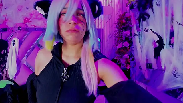 Akane Hikari  online show from 25, 10, 2025