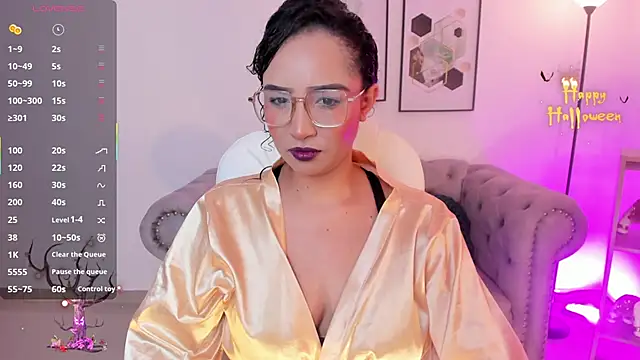 Sharon breezee online show from 4, 11, 2025