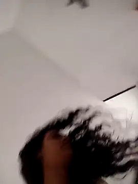 Amber-Sweett online show from 28, 10, 2025