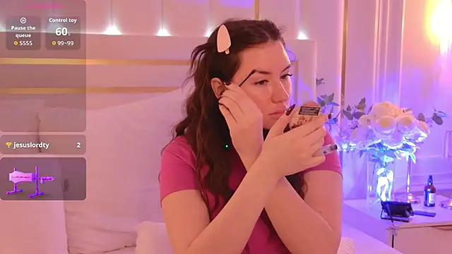 MeganStrain online show from 22, 10, 2025