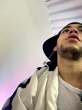 enzo vittale03  online show from 6, 1, 2026