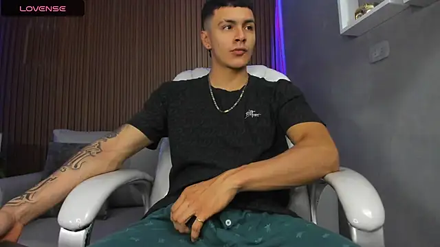 Leo santoro online show from 19, 12, 2025