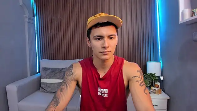 Snapshot of Leo_santoro chatting on 24, 9, 2025 Leo santoro online show from 24, 9, 2025