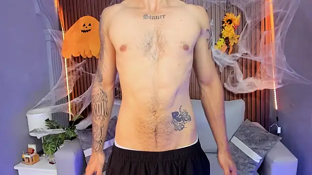 Snapshot of Leo_santoro chatting on 15, 10, 2025 Leo santoro online show from 15, 10, 2025