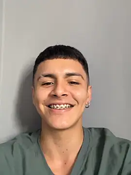 Snapshot of Leo_santoro chatting on 29, 9, 2025 Leo santoro online show from 29, 9, 2025