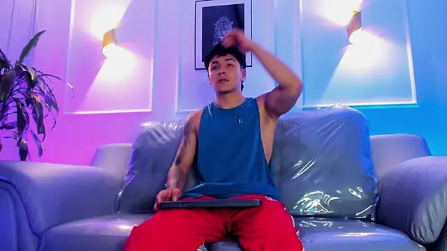 Leo santoro online show from 24, 3, 2026