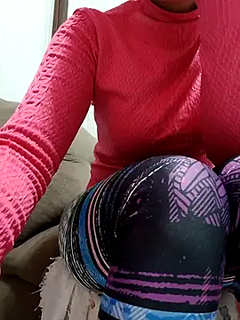 Snapshot of cicinha3657 chatting on 10, 5, 2026 cicinha3657 online show from 10, 5, 2026