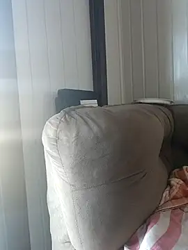 cicinha3657 online show from 10, 4, 2026