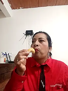 Snapshot of PAULA20- chatting on 10, 9, 2025 PAULA20- online show from 10, 9, 2025